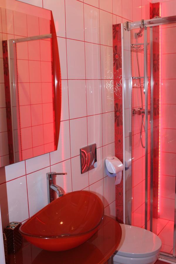 Palac Ogrodowa Tarnowskie Góry Buitenkant foto