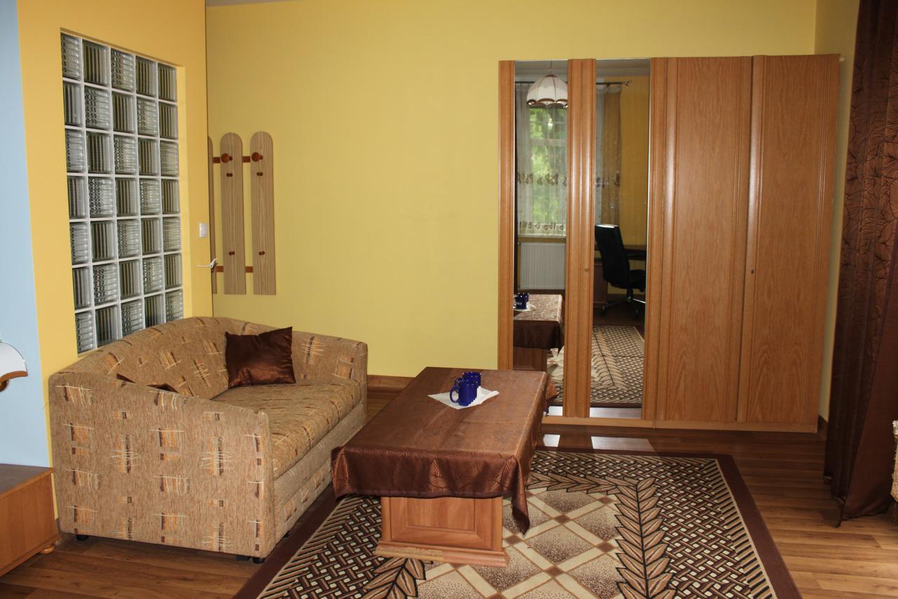 Palac Ogrodowa Tarnowskie Góry Buitenkant foto