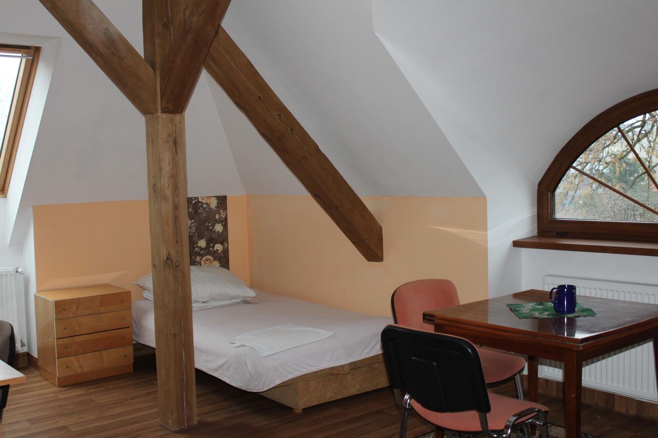 Palac Ogrodowa Tarnowskie Góry Buitenkant foto